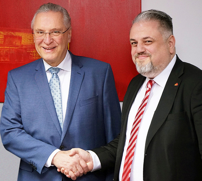 Bavyera İçişleri Bakanı’ndan, Türk toplumuna teşekkür mektubu