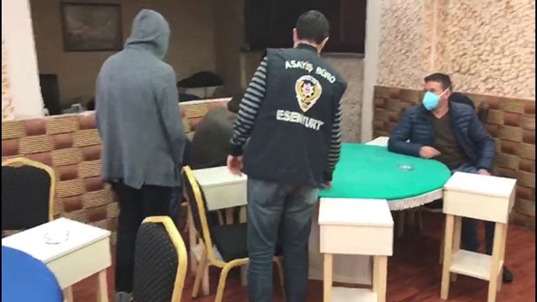 Esenyurtta yasağa rağmen faaliyetini sürdüren kahvehane mühürlendi