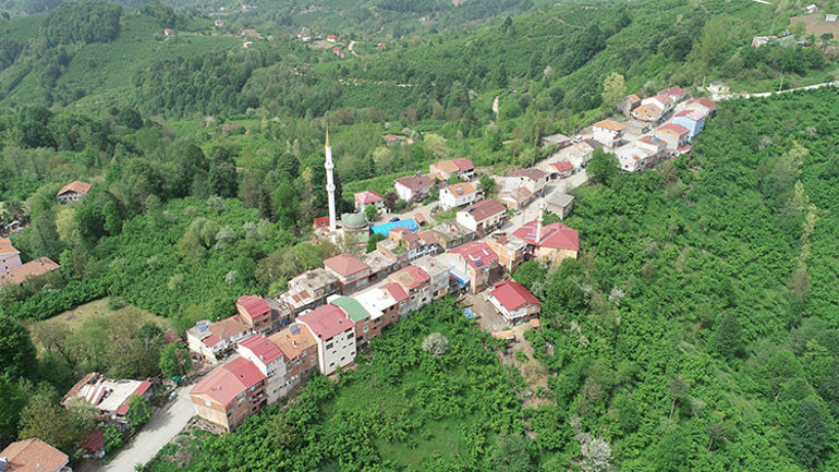 Bir adımla şehir değiştirilen mahallelerin halkını yasak etkilemiyor
