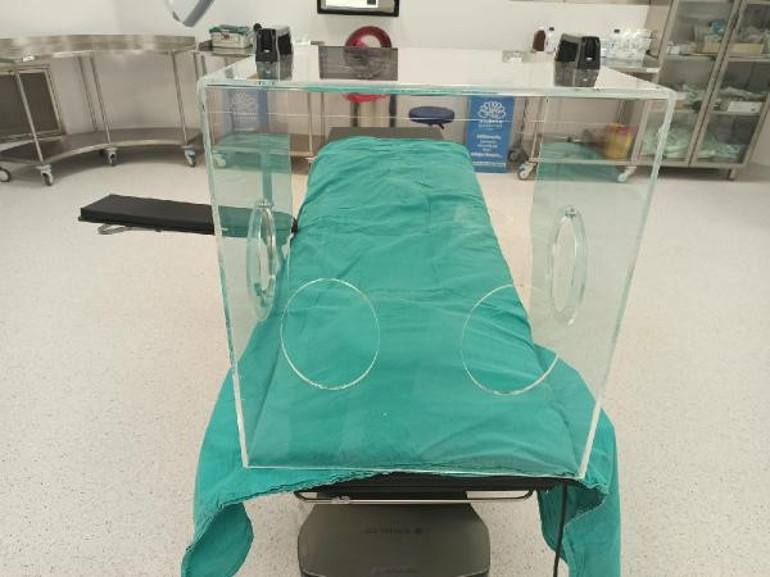 Türkiyede ilk kez Bursa Şehir Hastanesi’nde entübasyon kabini kullanılmaya başlandı