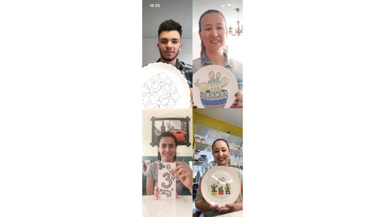 Evde tek başına 100 kişilik parti, Zoom’da kına, Instagram’da çini atölyesi
