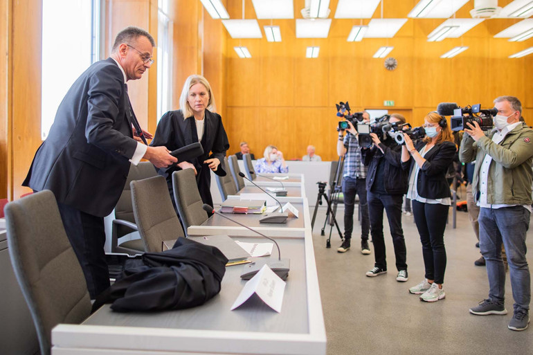 Tazminat kararı temmuza kaldı