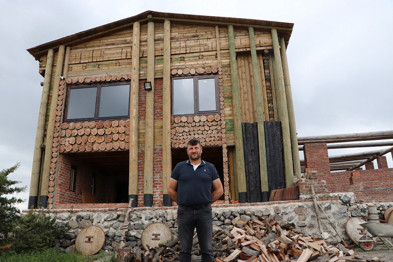 Kendisine kale yaptı Tank ile burayı vursak hiçbir şey olmaz diyorlar