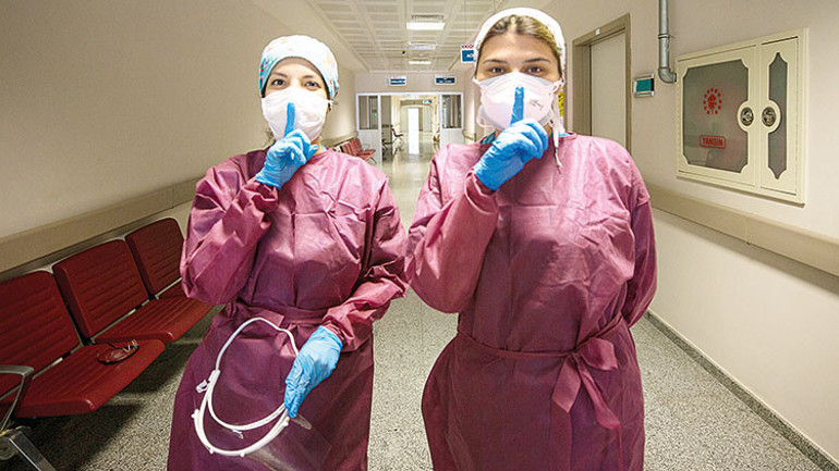 Bakan Koca Hemşireler Gününü böyle kutladı: Hepsi birer kahraman