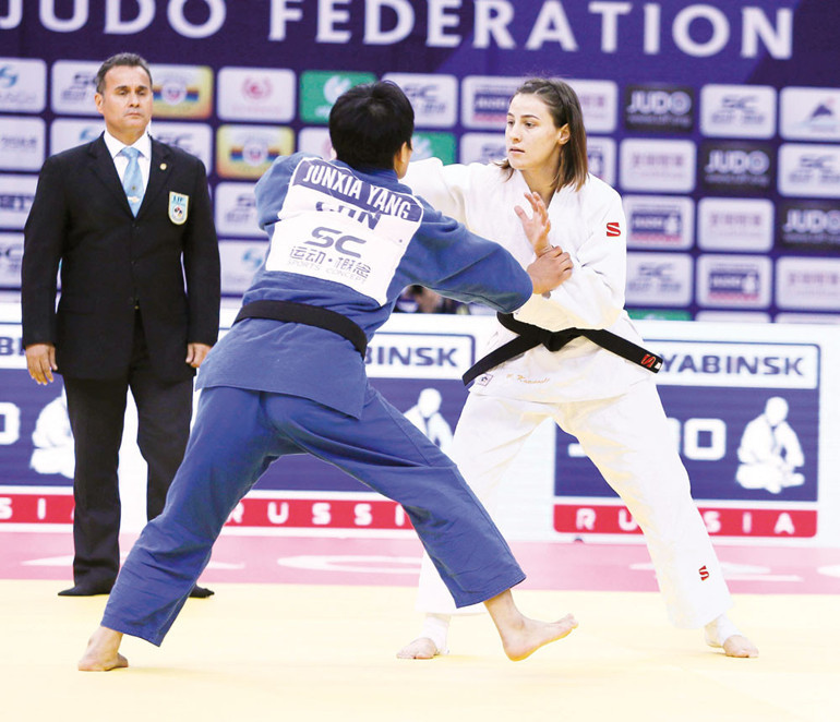 Milli sporcularımız evde neler dinliyor