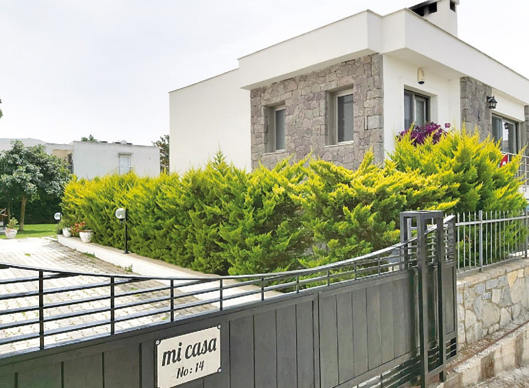 Uzaklaştırma bitti kapıya dayandı