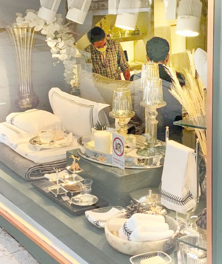 Uzaklaştırma bitti kapıya dayandı