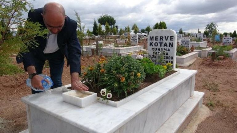 Yürek burkan sözler... Hep aynı acı