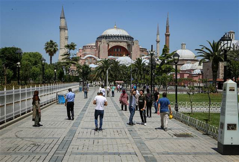 Ayasofya konusu ciddi