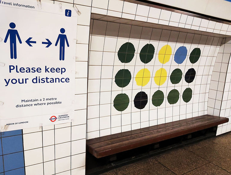 İngiltere’de artık yüz örtmeden toplu taşıma yok