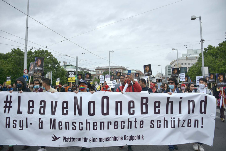 Avusturya’da ‘Dünya Mülteciler Günü’nde’ ırkçılık karşıtı gösteri