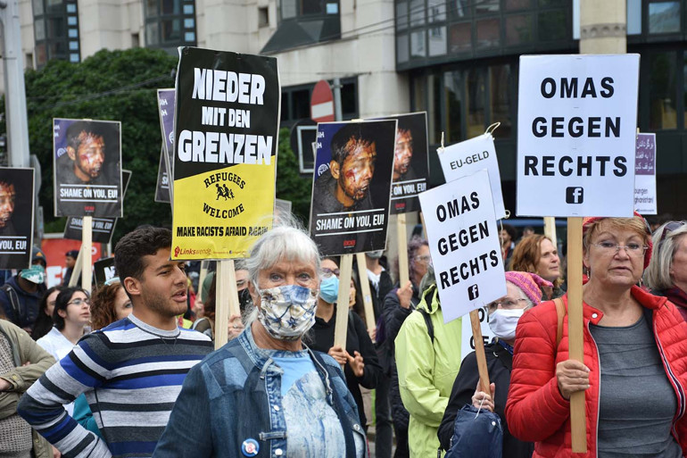 Avusturya’da ‘Dünya Mülteciler Günü’nde’ ırkçılık karşıtı gösteri