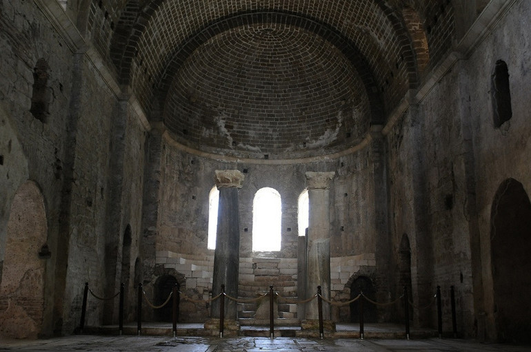 Antalyadaki Noel Baba kilisesine yoğun ilgi