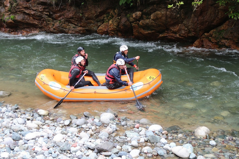 Türkiyede yeni bir rafting parkuru: Rize Tunca Vadisi
