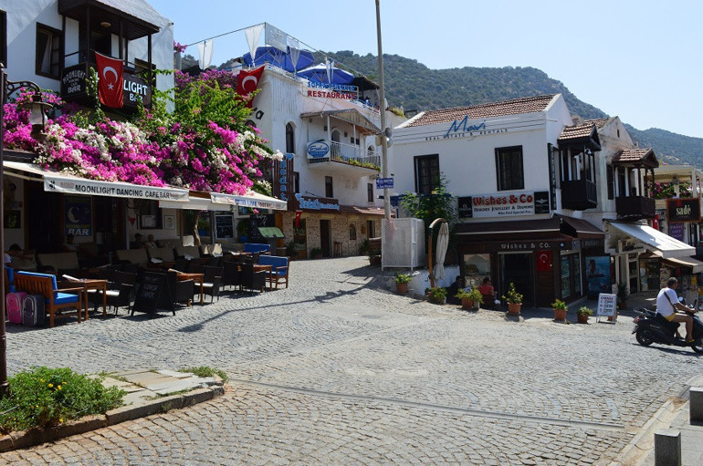 Bu yaz Kalkan’ı keşfetmenin tam zamanı…