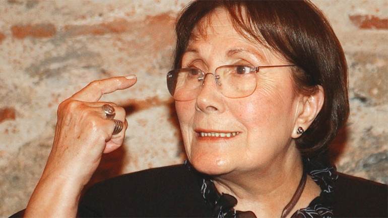 Son dakika... Yazar Adalet Ağaoğlu hayatını kaybetti