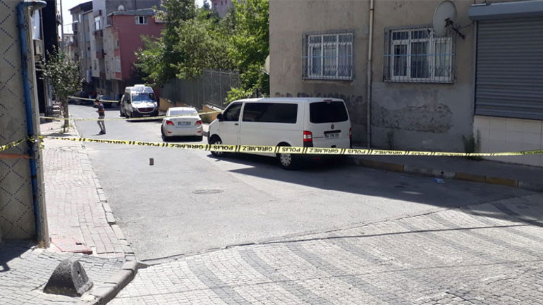Son dakika... İstanbulda polise silahlı saldırı... Acı haberi valilik duyurdu