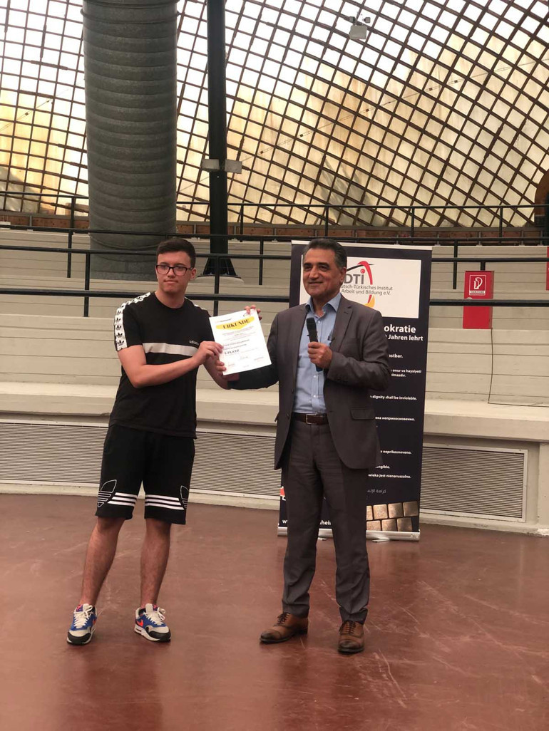 DTI-Schülerpreis ‘Demokrasi Farklılık Ödülleri’ sahiplerini buldu