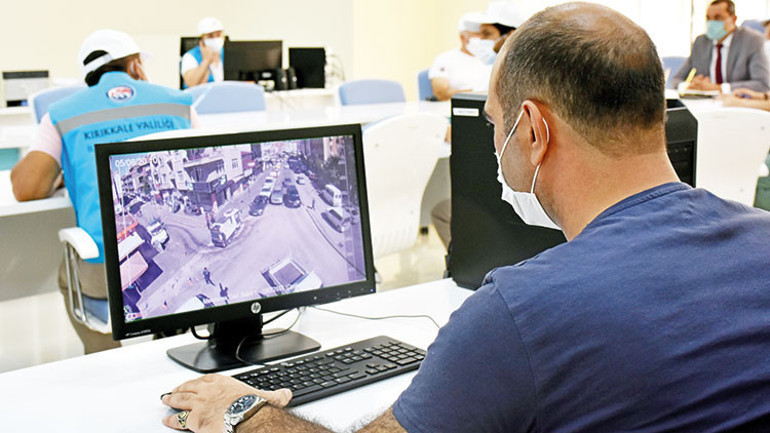 Son dakika haberi... Koronavirüs vakalarının arttığı bölgelerde karantina veya sokağa çıkma yasağı ilan edilecek