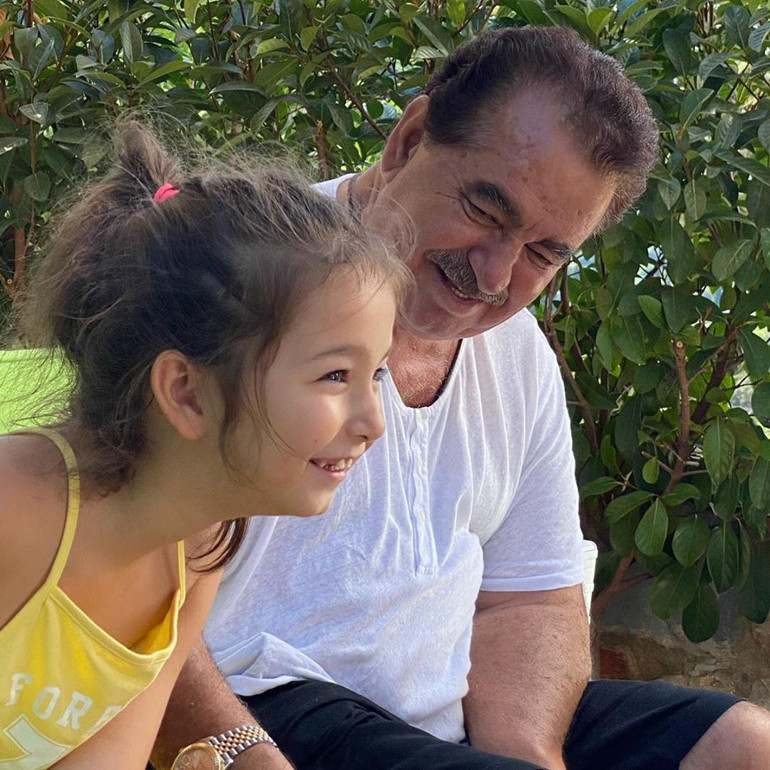 İşte  benim tek aşkım