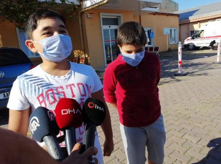 Koyda mahsur kalan 8 kişi gün ağarınca kurtarıldı