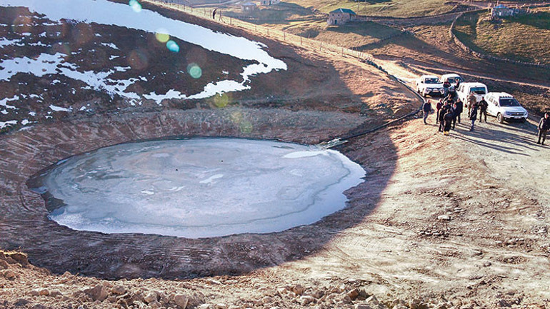 Dipsiz Göl örnek oldu, yönetmelik değişti; define avcısı kalmadı