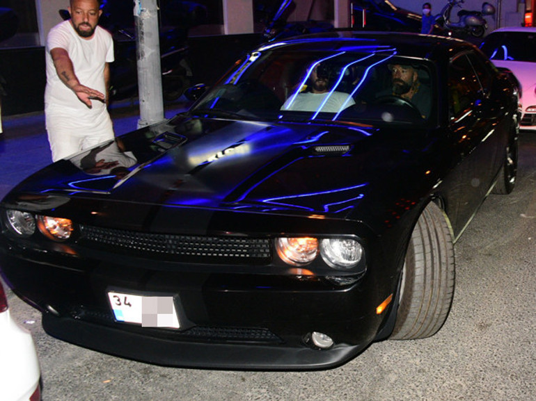 Çiçekçi sürprizi