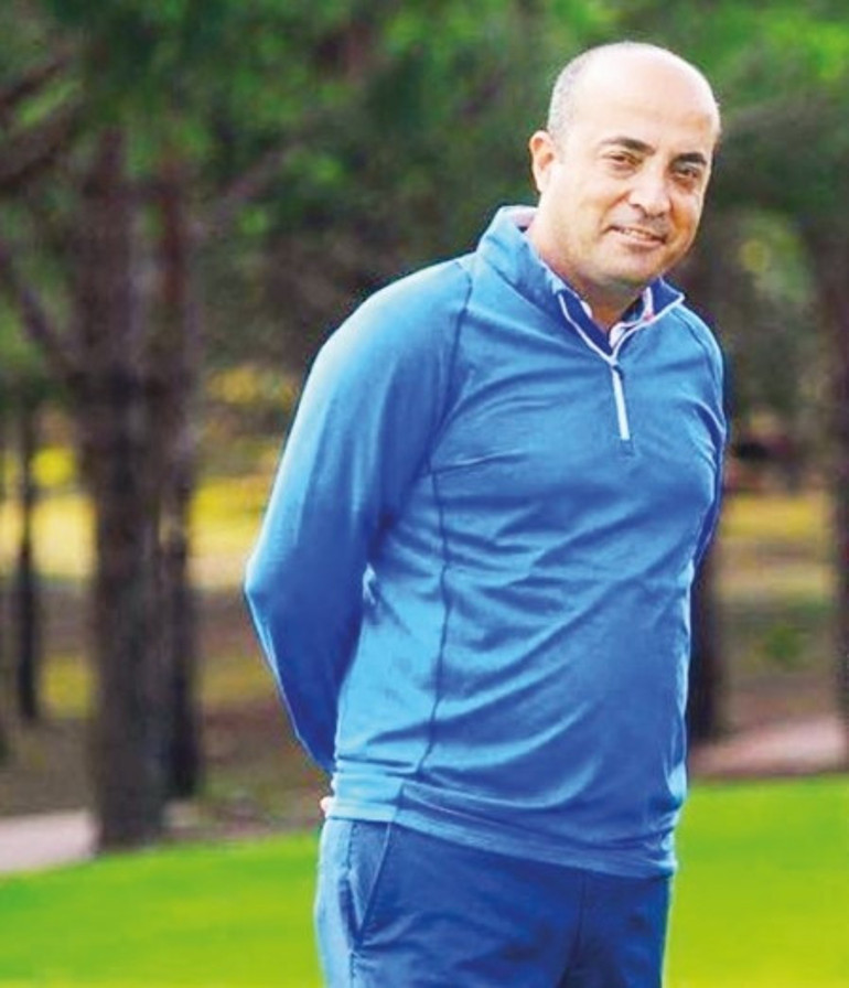 50’lik Enis’e genç sevgili