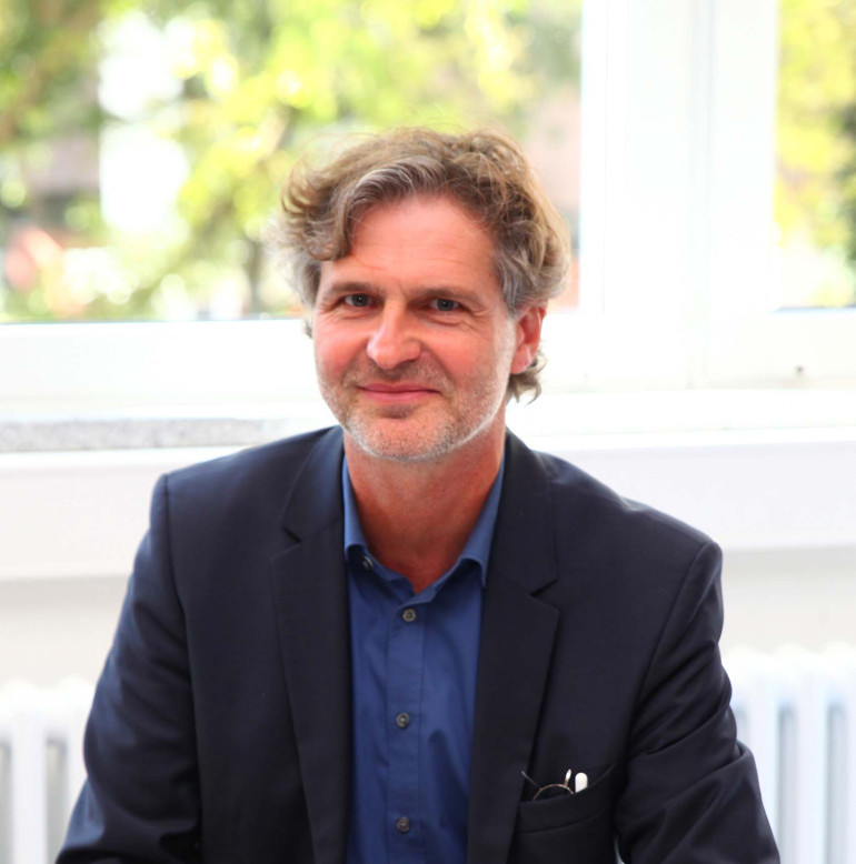 Öğrencilerin yeni okul arkadaşı MintiCity