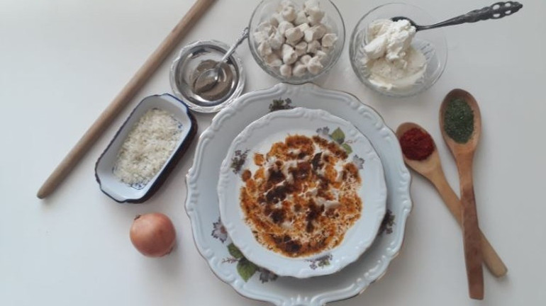 Doyurucu ve lezzetli bir çorba: Şiş börek çorbası