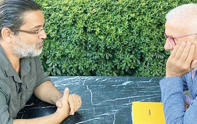 Bir tekmeci, bir tokatçı ve tanrı parçacığına ilk adım