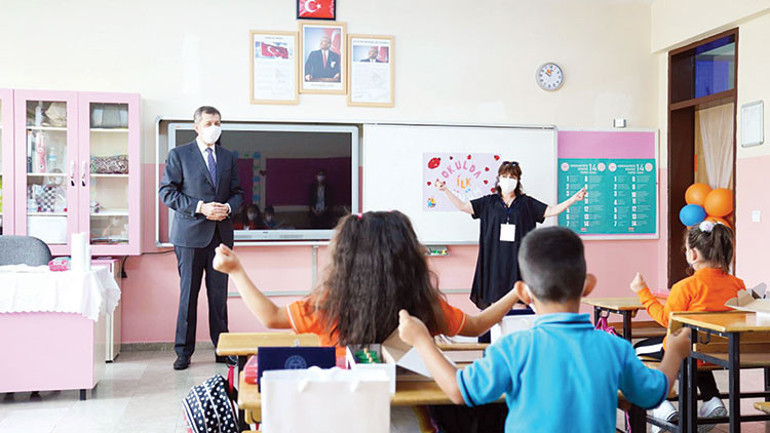 6 ay sonra ilk ders zili