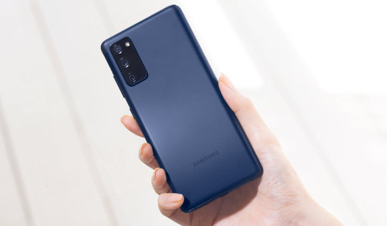 Galaxy S20 FE: Bir Samsung efsanesi geri döndü