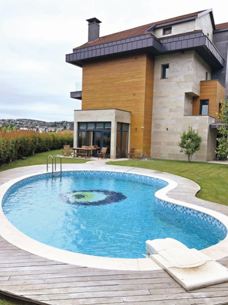 Milli maçta ev pazarlığı