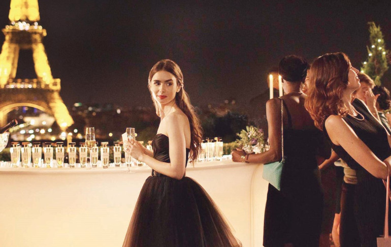 Lily Collins: ‘Emily ol’ dediklerinde şaka yapıyorlar sandım