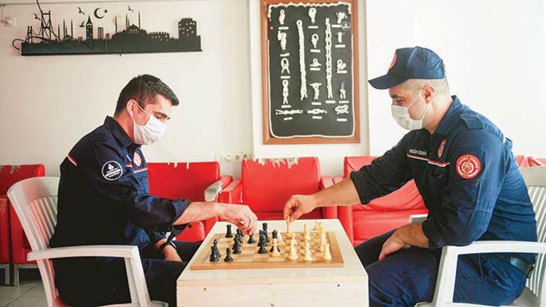 Bu mesleğin kültürüdür: Her sabah ailemizle helalleşip çıkıyoruz