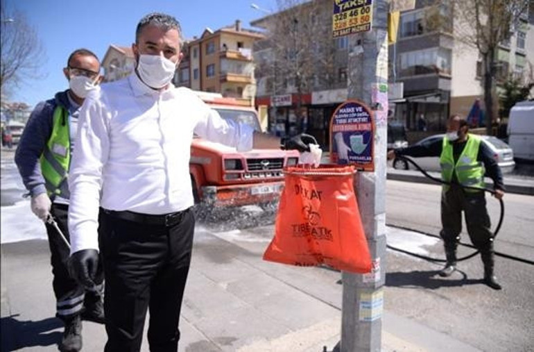 Kentin merkezi çöküyor çıkış yolu Saraçoğlu