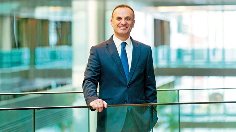 Pet şişeleri giyeceğiz