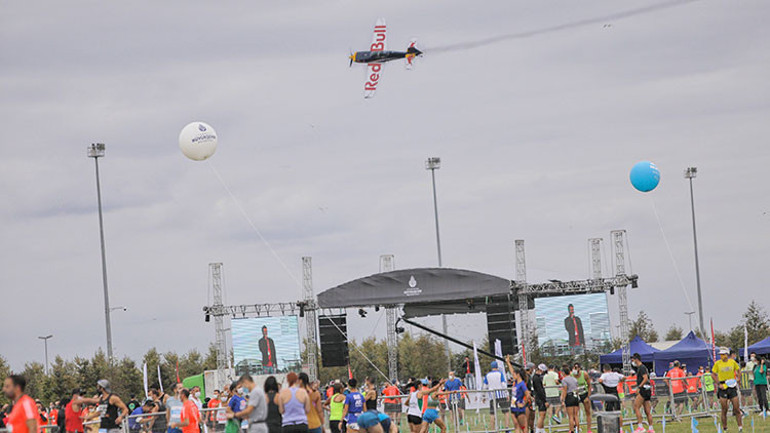 Sky Tour şovu izleyenleri kanatlandırdı