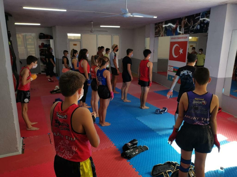 Muaythai 10.Khana geçiş sınavı İzmirde yapıldı