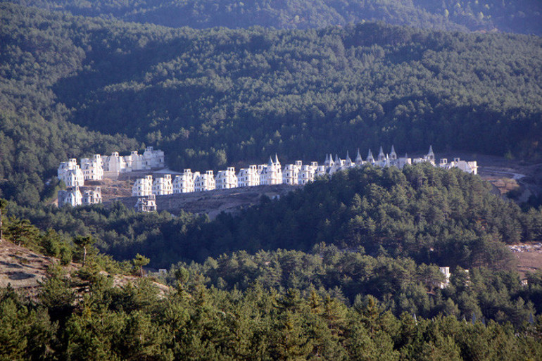 Son dakika... Şato evlerle gündeme gelmişti Çok konuşulan şirketten yeni karar: Başvurdu