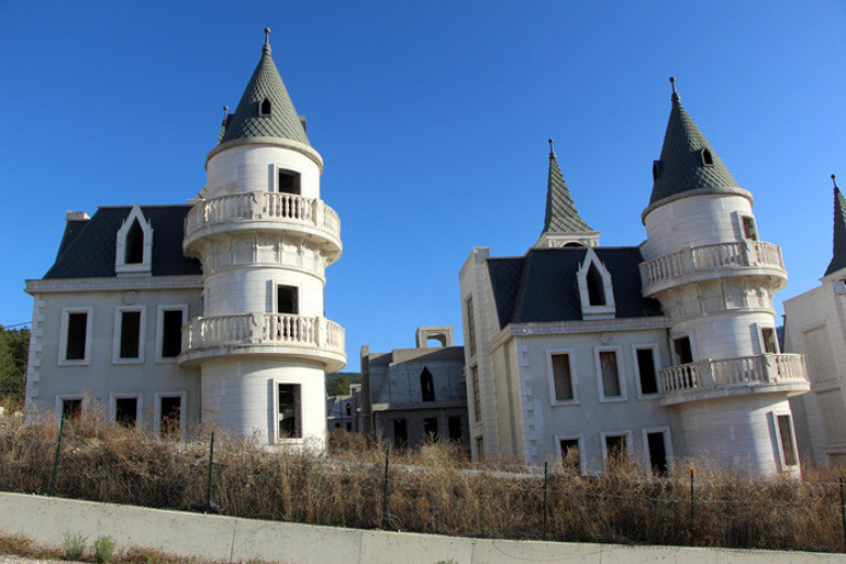 Son dakika... Şato evlerle gündeme gelmişti Çok konuşulan şirketten yeni karar: Başvurdu