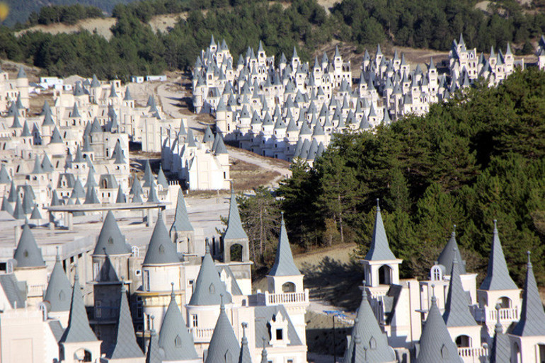 Son dakika... Şato evlerle gündeme gelmişti Çok konuşulan şirketten yeni karar: Başvurdu