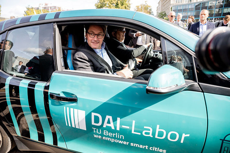 Kovid-19 salgını dijital dönüşümü hızlandırdı