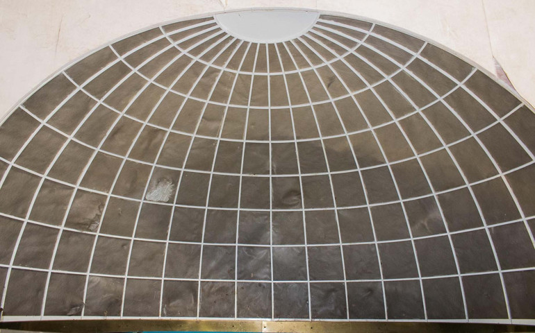 Hitler’in barı 250 bin dolara alıcı bekliyor