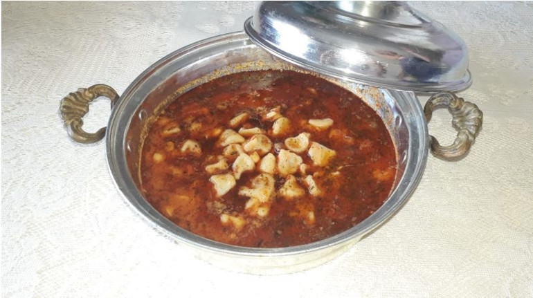 Mantı ailesinin lezzetli üyesi: Şişbörek çorbası (Ekşili mantı çorbası)