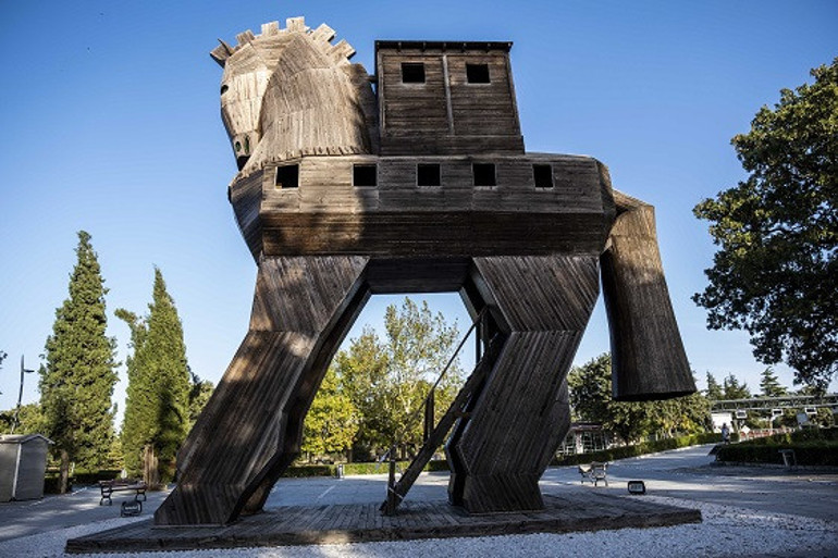 Troyalılar bu köylerde yaşıyor... Troya Savaşı’nın yaşandığı Etnoköy Çıplak ve Arkeoköy Tevfikiye