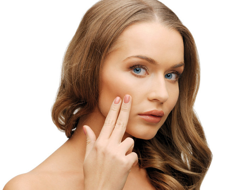 Ameliyatsız yanak iceltme