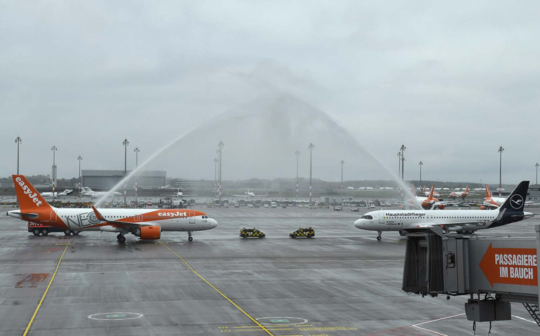 BER Havalimanı nihayet açıldı