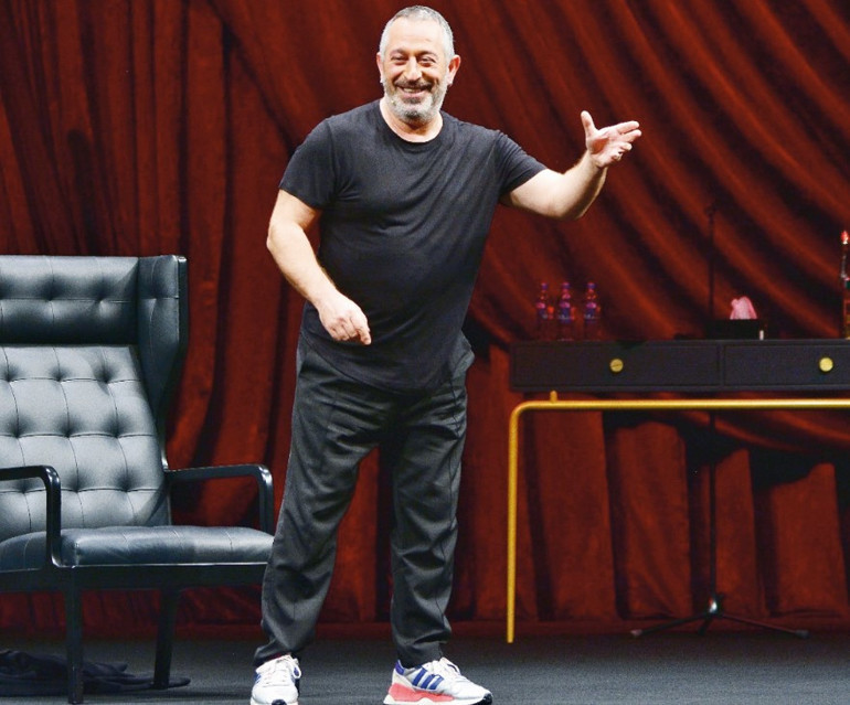 Şaşırtan yakınlaşma